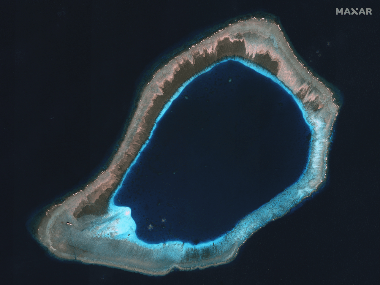 2004 overview of Subi Reef