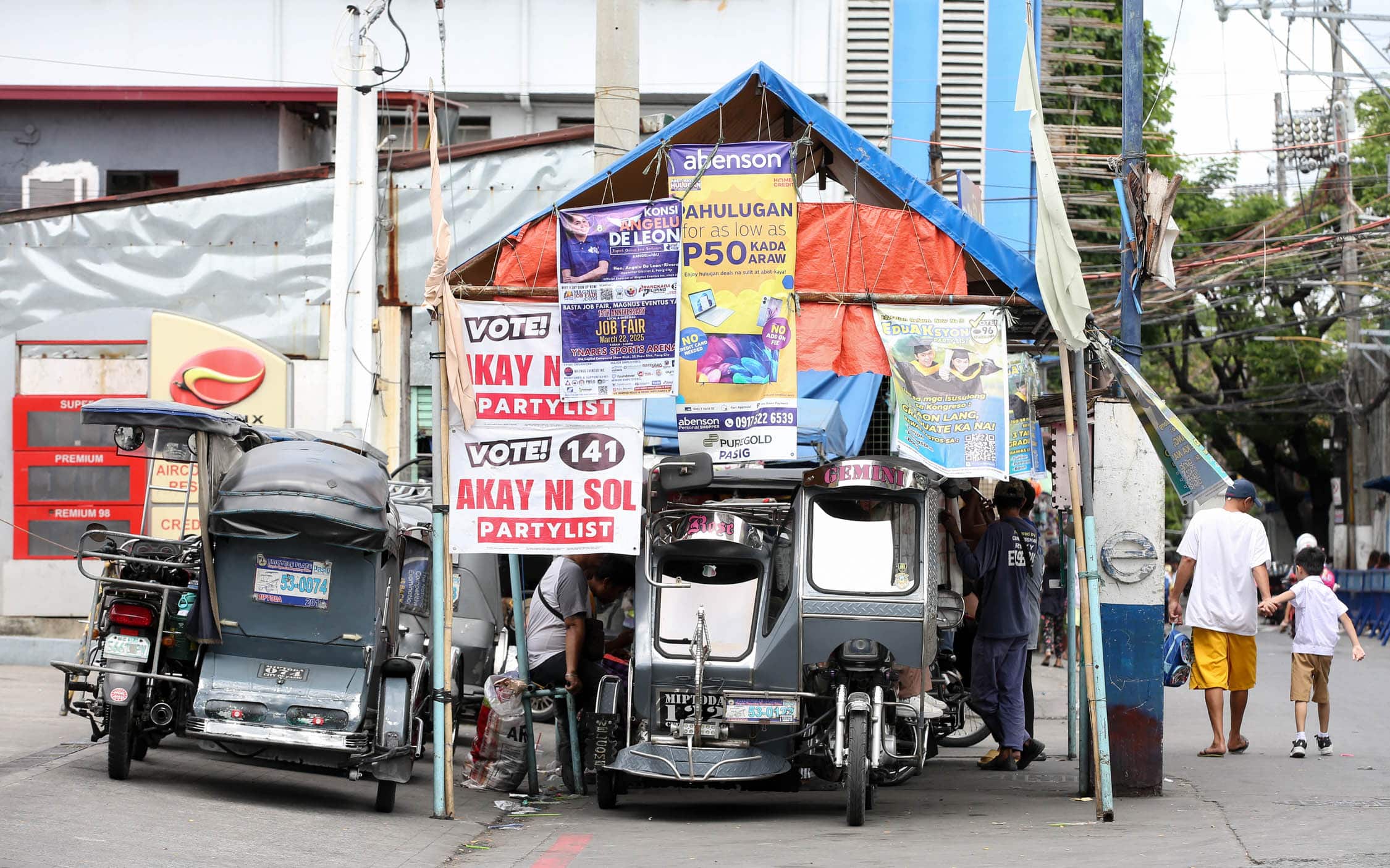 Comelec: Candidates have until May 17 to remove campaign materials